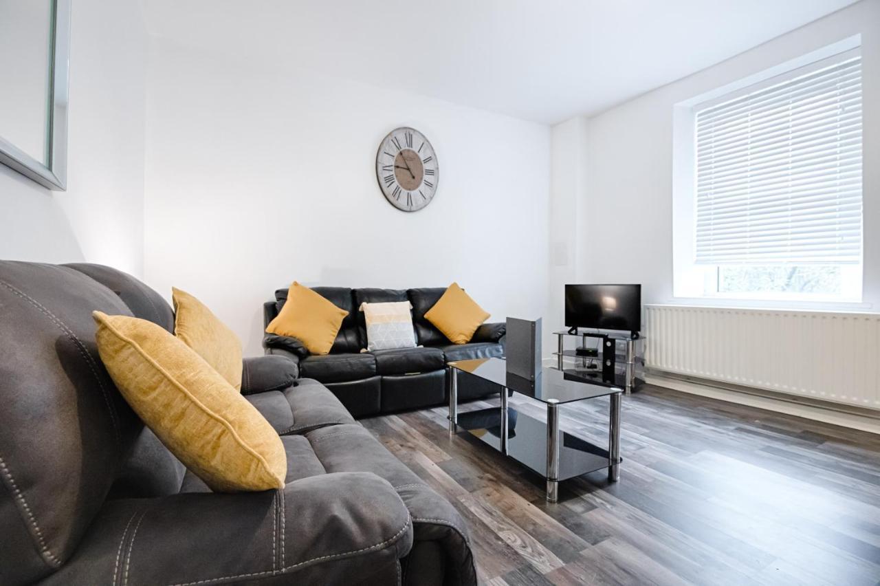 Parking, Smart Tv'S In All Rooms! Swansea Exterior foto